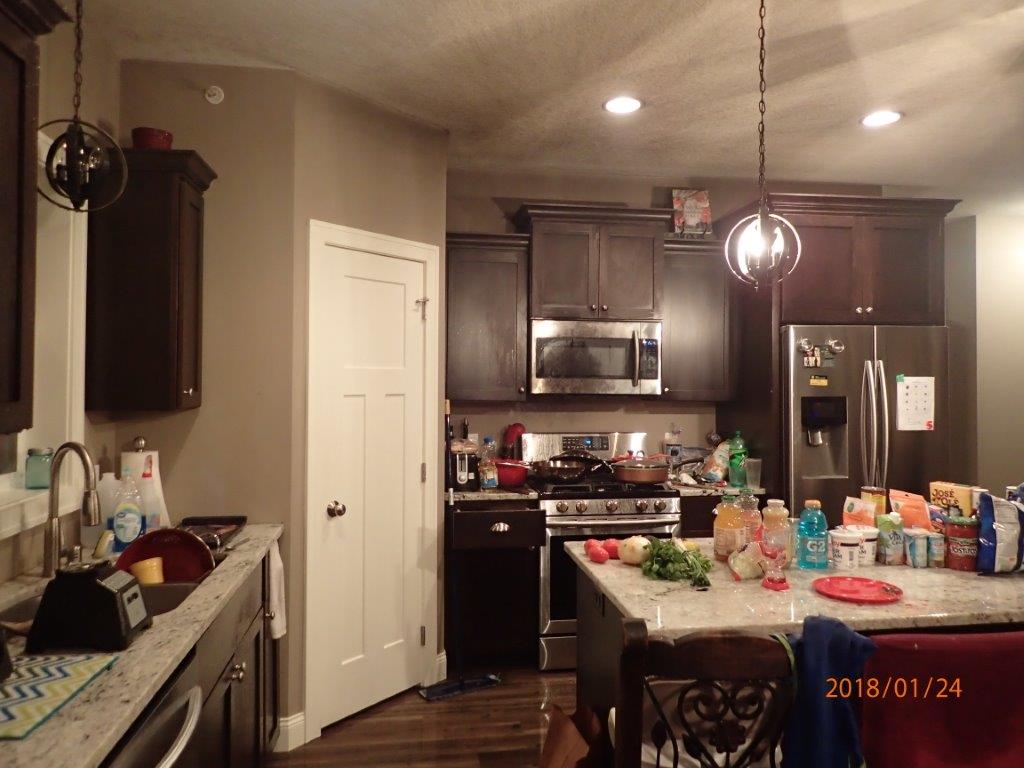 MnDPS_SFM's tweet photo. Sprinkler extinguishes kitchen fire in Otsego on Jan. 24. The neighbor in the adjoining twin home did not even know that there was a fire next door to him. Further proof that sprinklers save property and lives! Thanks to Albertville FD for sharing! #SafeNotSorry https://t.co/M09pf0wGpv