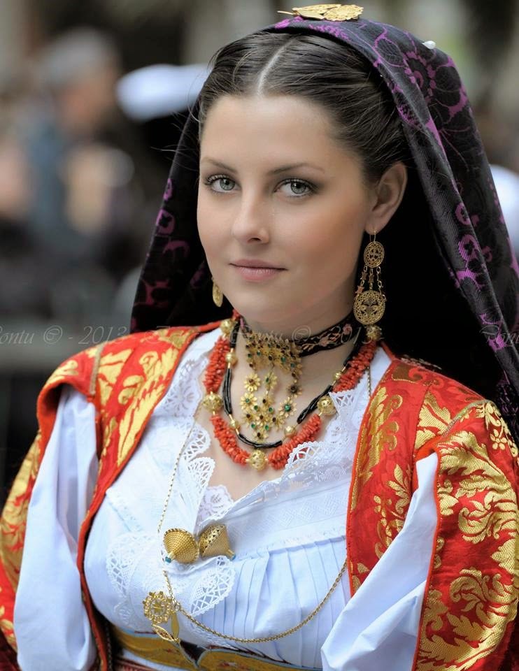 I think the Sardinian people look like ordinary Europeans.