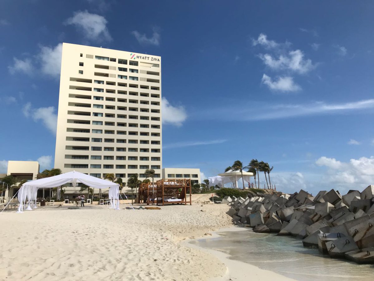 It's #weddingday!!!! So excited to be shooting my first <a href="/HyattZivaCancun/">Hyatt Ziva Cancun</a> wedding. #JonathanCossu