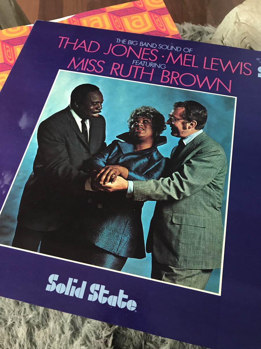 sharamaxwell's tweet photo. #SaturdayMorning βοΈ#SaturdayMorningGroove #RuthBrown #ThadJones #MelLewis CheckOut #SonnyBoy & #FineBrownFrame #vinyl @APassion4Jazz @Jazzigator @DustyGroove β€οΈπΆ https://t.co/SRvr5UYfJE