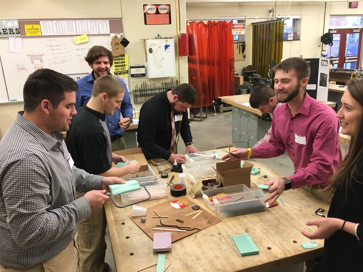ZellersTechEd's tweet photo. MU’s future Tech Ed teachers try out the 8th grade Boat Challenge (with a little help from one of our finest 8th grade future engineers)! https://t.co/tKVN7J2A9W