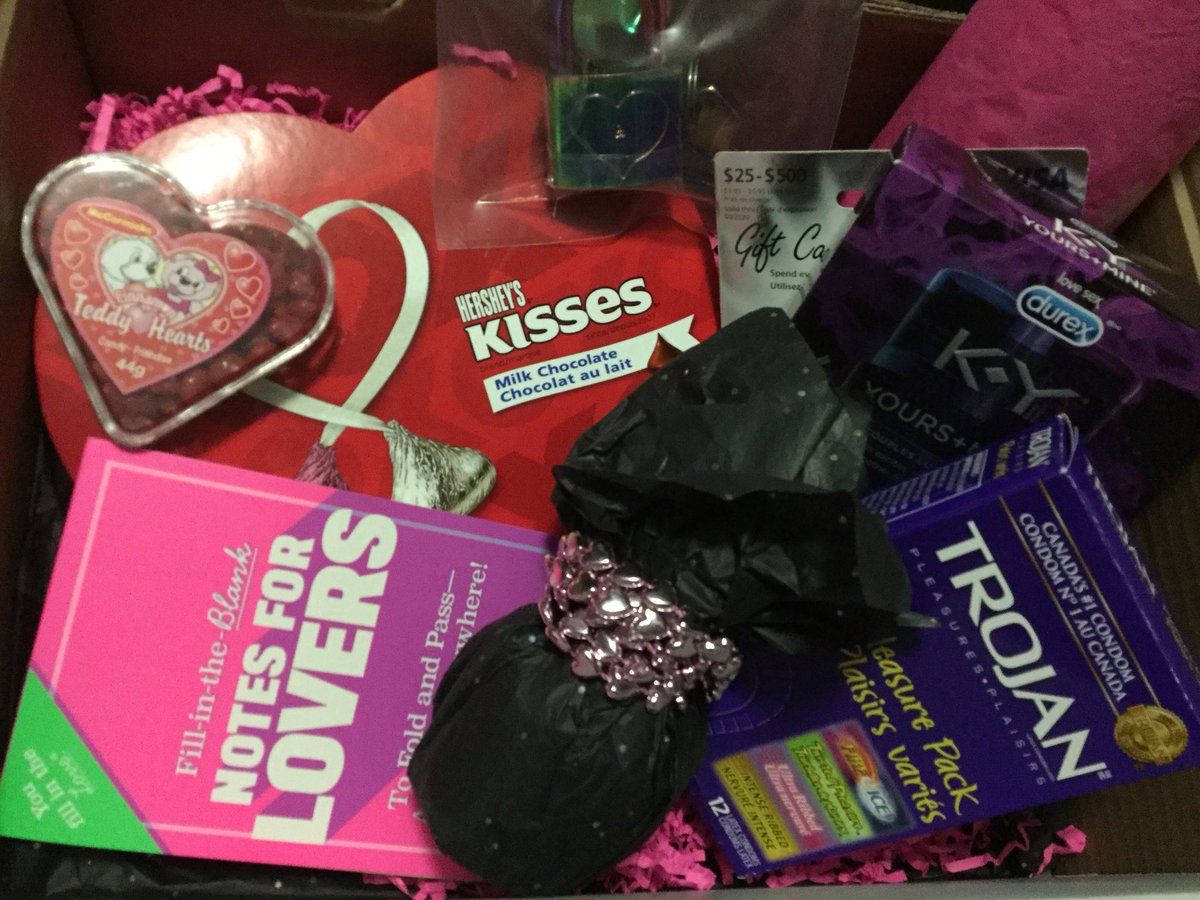MyBitsandBleeps's tweet photo. Thrilled to have been chosen one of the Valentine’s Day #FebLoveBox Winners! ❤️ #crowdwin #crowdcrewbox #crowdcrew 🌹 Thank you @CrowdSocialCA We’ll be enjoying the #romance 🍷 https://t.co/AUy9u13Eqj