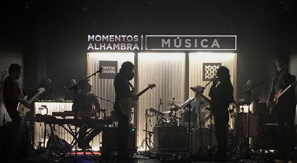 Probando sonido en el Teatro Albéniz de Gijón. A las 21.00 directo con #MomentosAlhambraMusica