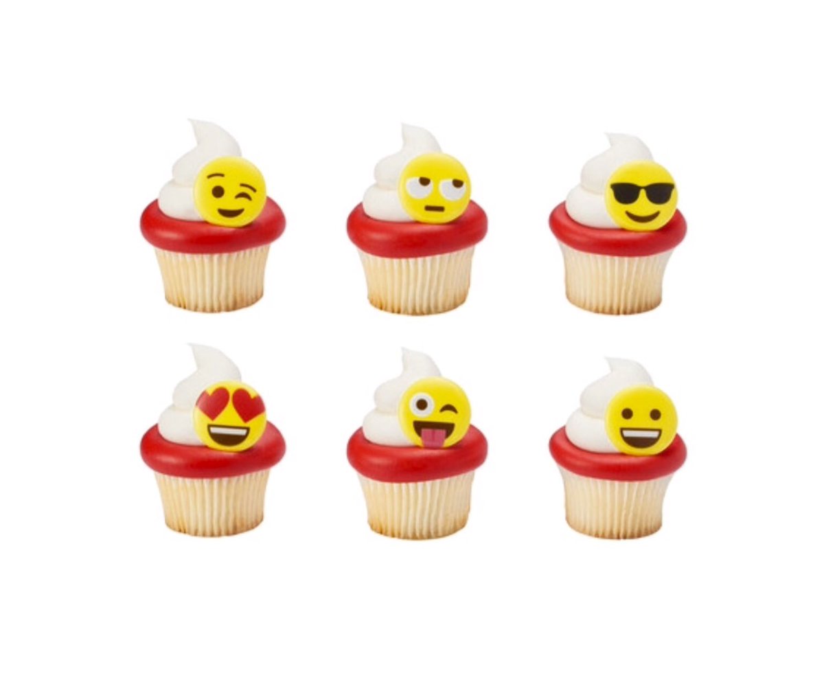 BakingArsenal's tweet image. Move over St. #Valentines Day cards, now you can tell ‘em how you feel with a #cupcake #emoticon. Shop now at bakingarsenal.com #bakingsupplies #sweets #bread #dough #cakepops #pie #cake #confection #cakedecorating #repostería #pastelería #guttsoverfear #BakingArsenal