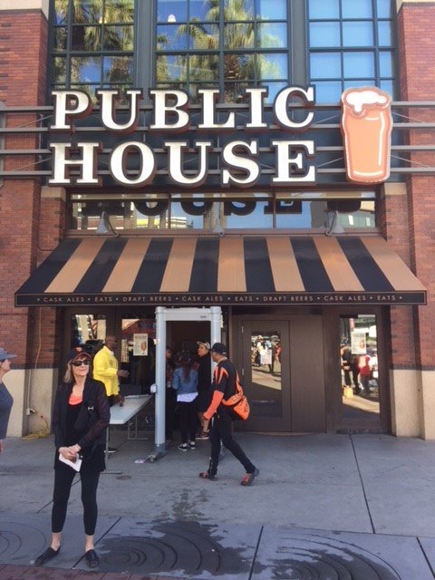 Fanfest happing now at the public house at AT&amp;T Park stop buy for amazing craft beer and gastro pub cusine. 
#publichousesf #atandT #sfbeerweek #fanfest2018