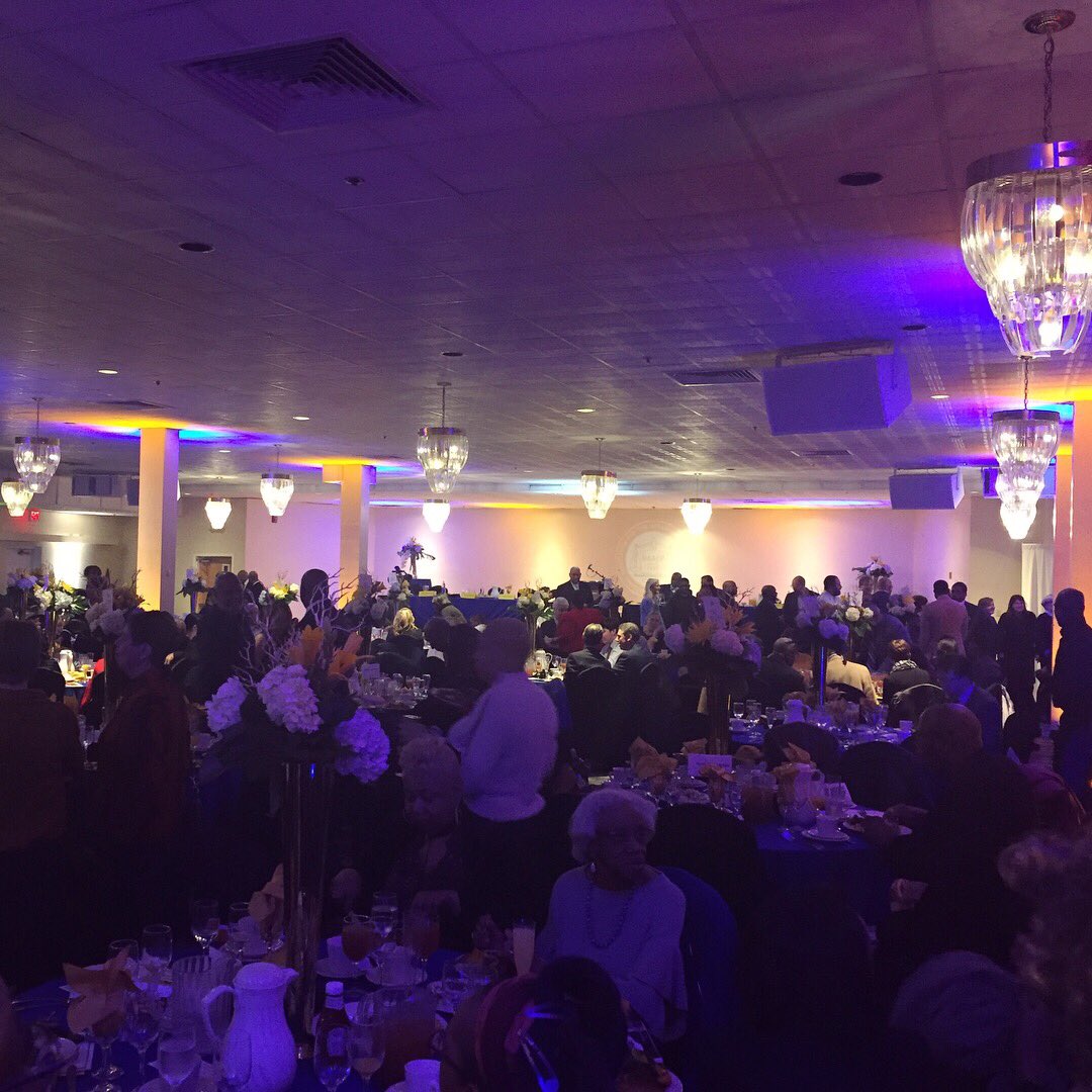 CXCambridge's tweet photo. Great crowd & great speech from NYC Deputy Mayor @RichardBuery on importance of early childhood education at #cambridgenaacp #mlkbrunch! https://t.co/EnhDUlA6WS