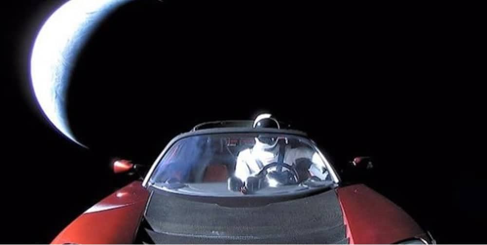 rvfrance's tweet image. Elon Musk envoie sa Tesla favorite dans l’espace et nous offre une vidéo 360° #VR realite-virtuelle.com/elon-musk-tesl…
