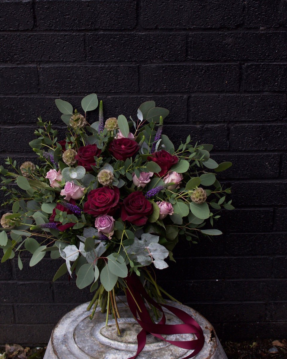 ofthe_wild's tweet photo. Back open on Monday for any last minute V-Day orders ❤️
#sheffield #valentinesday #sheffieldflorist #Feb14th #flowers https://t.co/h4fgvJBfYi