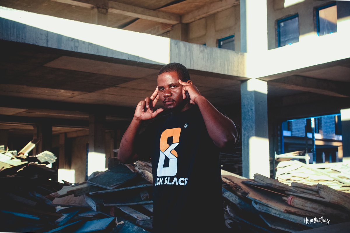 CACKSLACK's tweet image. LINK UP TEE👕
SALE P200
@hypeoutlawz :📷