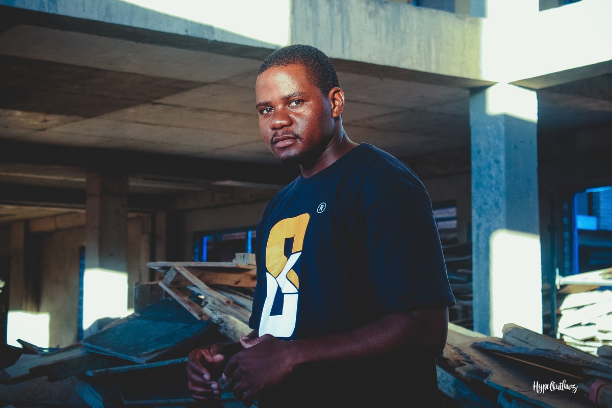 CACKSLACK's tweet image. LINK UP TEE👕
SALE P200
@hypeoutlawz :📷