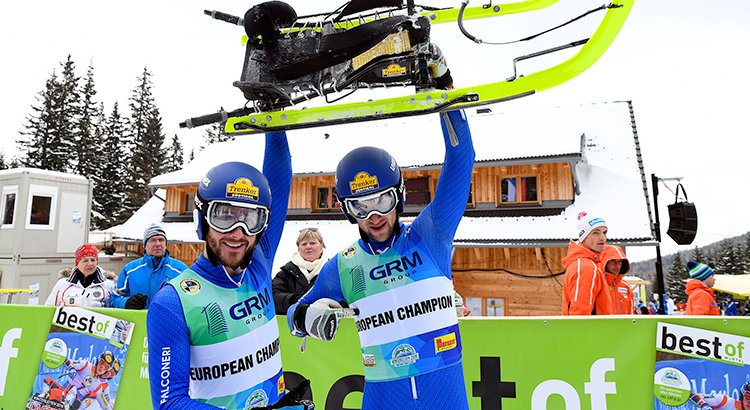 Coninews's tweet photo. Pigneter e Clara sul tetto d'Europa! 🛷🇮🇹
A Winterleiten il doppio azzurro formato da Patrick #Pigneter e Florian #Clara conquista il titolo continentale nello slittino su pista naturale! 👏👏👏
👉 https://t.co/SCLQTUOPRl https://t.co/Y4Jiu1RJSO