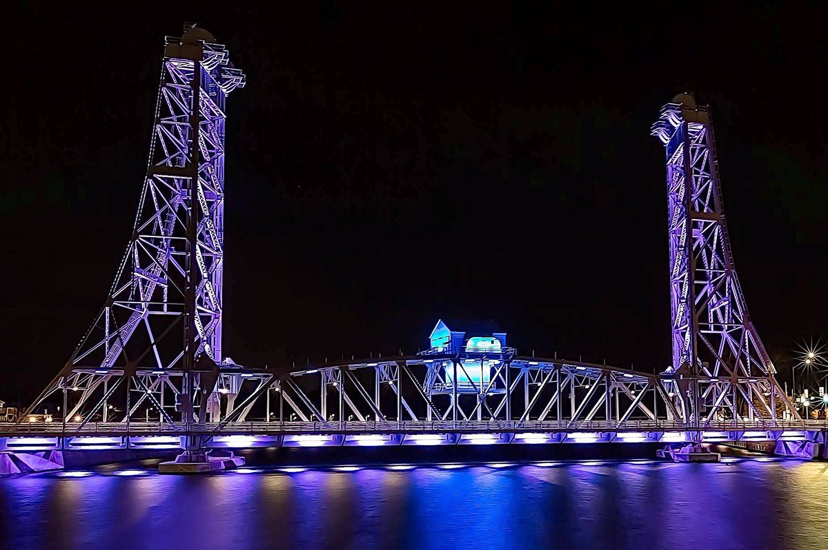 scoutscanada's tweet photo. For #Scouting founder Robert #BadenPowell’s birthday, @bfcouncil  is illuminating #NiagaraFalls with the  @worldscouting colours, purple and white. Thanks to the Niagara Falls Illumination Board, Canada’s most famous waterfall will be lit on Feb. 22 at 10pm. #worldscouting https://t.co/LKxWLRQvLS