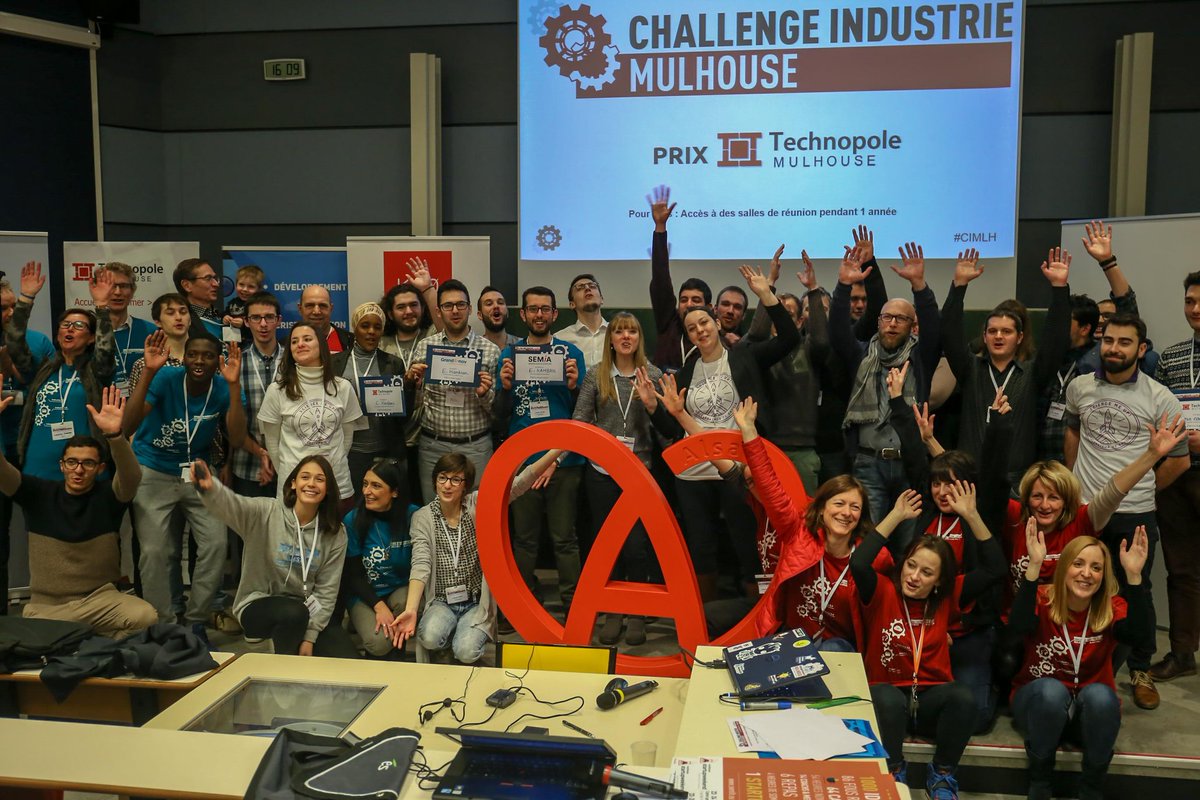 mulhouse's tweet photo. Après 48 heures de créativité collective au #ChallengeIndustrie @ENSISA_Mulhouse, pitchs des projets développés par les équipes pour répondre aux 6 défis lancés par les #entreprises &amp; remise des prix.Bravo à tous les participants! #CIMLH #openinnovation #hackathon @TechnopoleMLH https://t.co/7MzbSJ5wxI