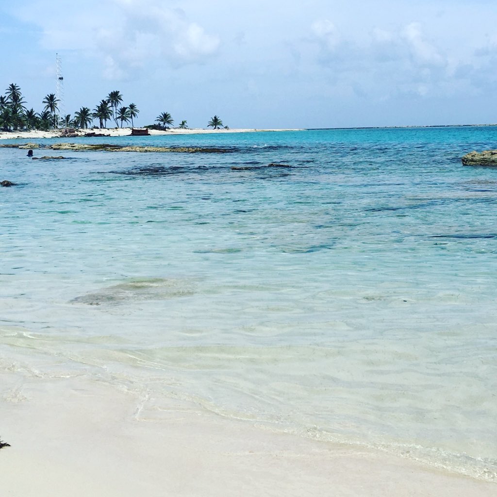 isearchbelize's tweet photo. What does your Saturday look like? Look for places around you when you visit https://t.co/vXOrbPcYJD #BeachDays #Belize #vacay #travel #isearchbelize https://t.co/RK3ssRrKKj