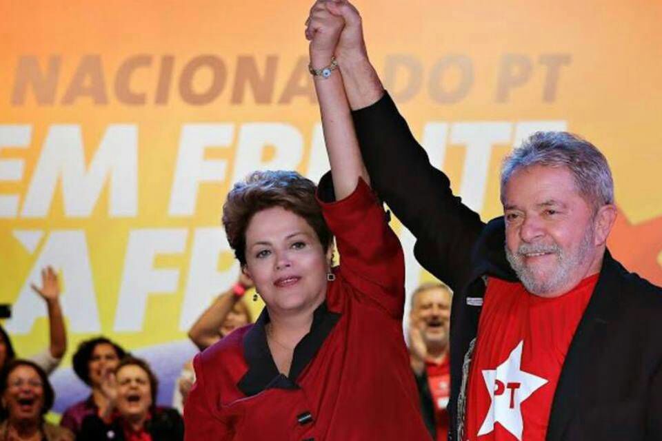 evoespueblo's tweet photo. Como hoy, 1980, se funda en Brasil el Partido de los Trabajadores. Agrupación que, bajo el liderazgo de los hermanos Lula y Dilma, luchó contra la desigualdad y pobreza. Felicitamos al PT por sus logros y nos solidarizamos con nuestros compañeros de lucha, víctimas de persecución https://t.co/kEa2OigQjB