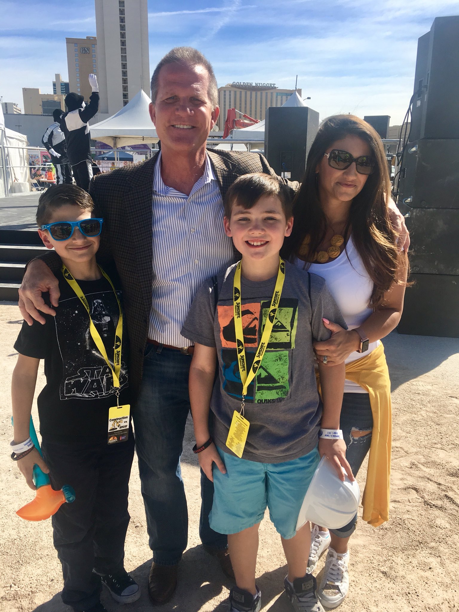 Mark Hutchison on X: Congratulations to Las Vegas Paving Corp. and the  @AmericanCancer on a successful Construction vs. Cancer event. A fun day  filled with activities and performances for Southern Nevada families —