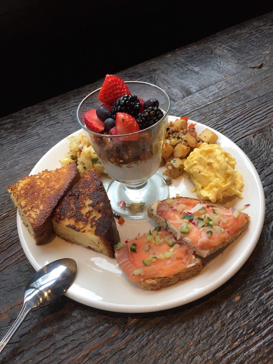 Thanks to Stella Barra Pizzeria for this delicious all you can eat brunch!! #spoonu #spoonumd
