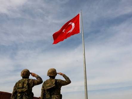 #ZeytinDalıHarekâtı'nda Şehit olan Kahramanlarımıza Allah'tan Rahmet, Gazi olan Kahramanlarımıza acil şifalar diliyoruz. 
AYBÜ Ailesi olarak tüm asker ve polislerimizin yanında olduğumuzu bildiriyoruz...
<a href="/drMetinDogan/">Prof.Dr.Metin Doğan</a> <a href="/usanfatih/">M. Fatih Uşan</a> <a href="/aricankazim/">Musa Kazım ARICAN</a> <a href="/ybunikonsey/">AYBÜ Öğrenci Konseyi</a> <a href="/anadoluajansi/">Anadolu Ajansı</a>