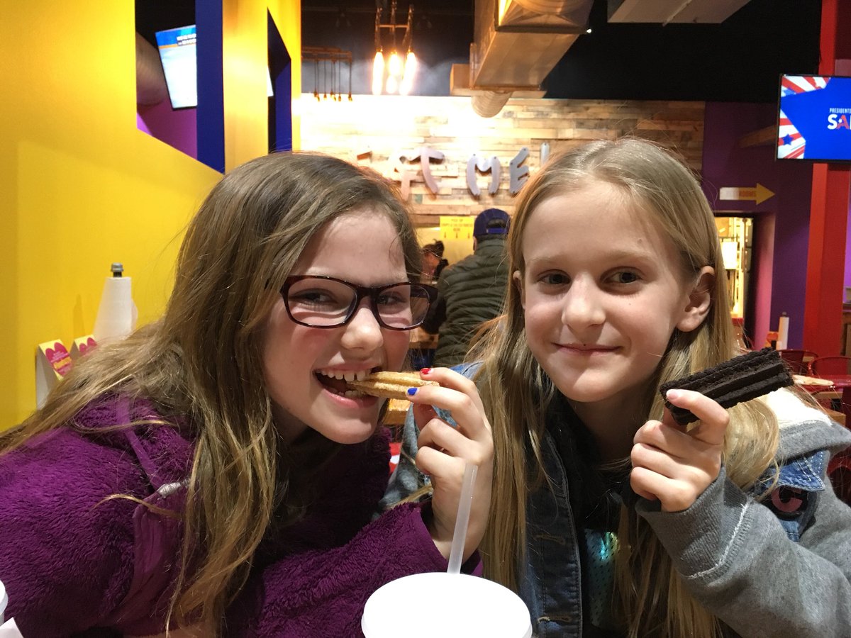 kulp_dawn's tweet photo. #ilovefuzzys https://t.co/mYA3Urjn53