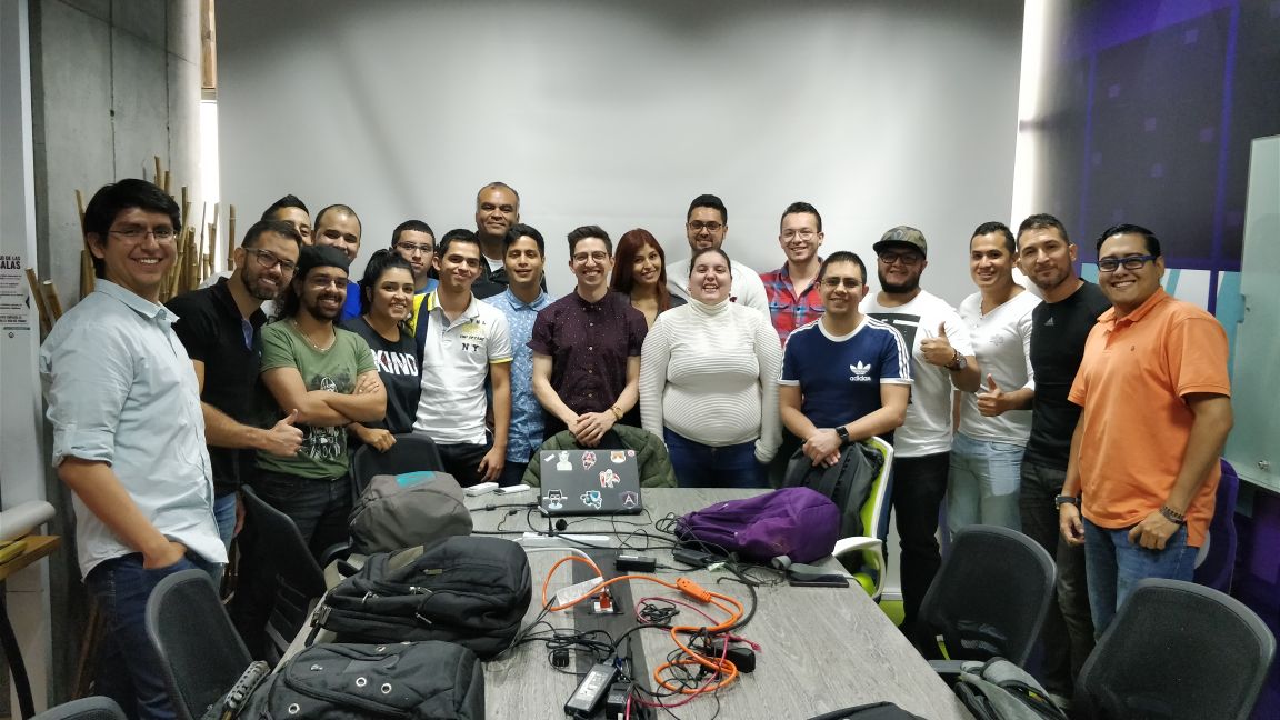luchillo17's tweet photo. Teaching & sharing knowledge at @AngularMedellin's first lab was an amazing experience, hopefully the first of many to come. Thanks to @jdjuan & @YuxiGlobal for sponsoring us. #Angular #AngularLab https://t.co/RvMxLvS7ZV