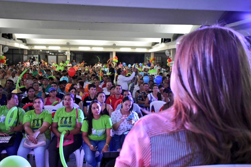 normahurtados's tweet photo. Tuluá está más comprometida que nunca con nuestra candidatura y la del senador Roosvelt Rodríguez. #CámaraNorma #CámaraU108 #SenadoU13 https://t.co/ROVveu8bSh