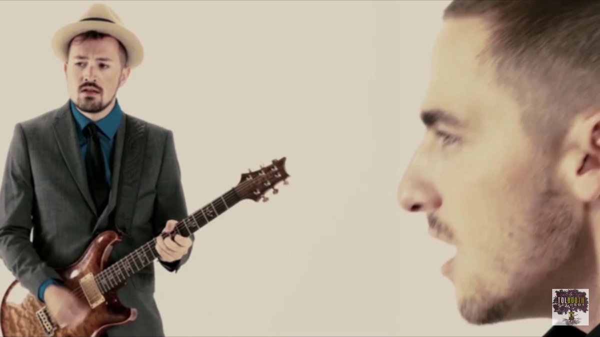 brimoniq's tweet photo. 🎶I've got a #OneWayTicket you're the location and how we got to this place I'll never know🎶
I don't trying to be that explicit😅😜
@HeffronDrive just tell me.. #OneWayTicketTour is over?
Cuz I'd like to get one ticket for another your show in Italy
Please!🙏🙌
#HDPhotoChallenge https://t.co/oRcCs8DRIM