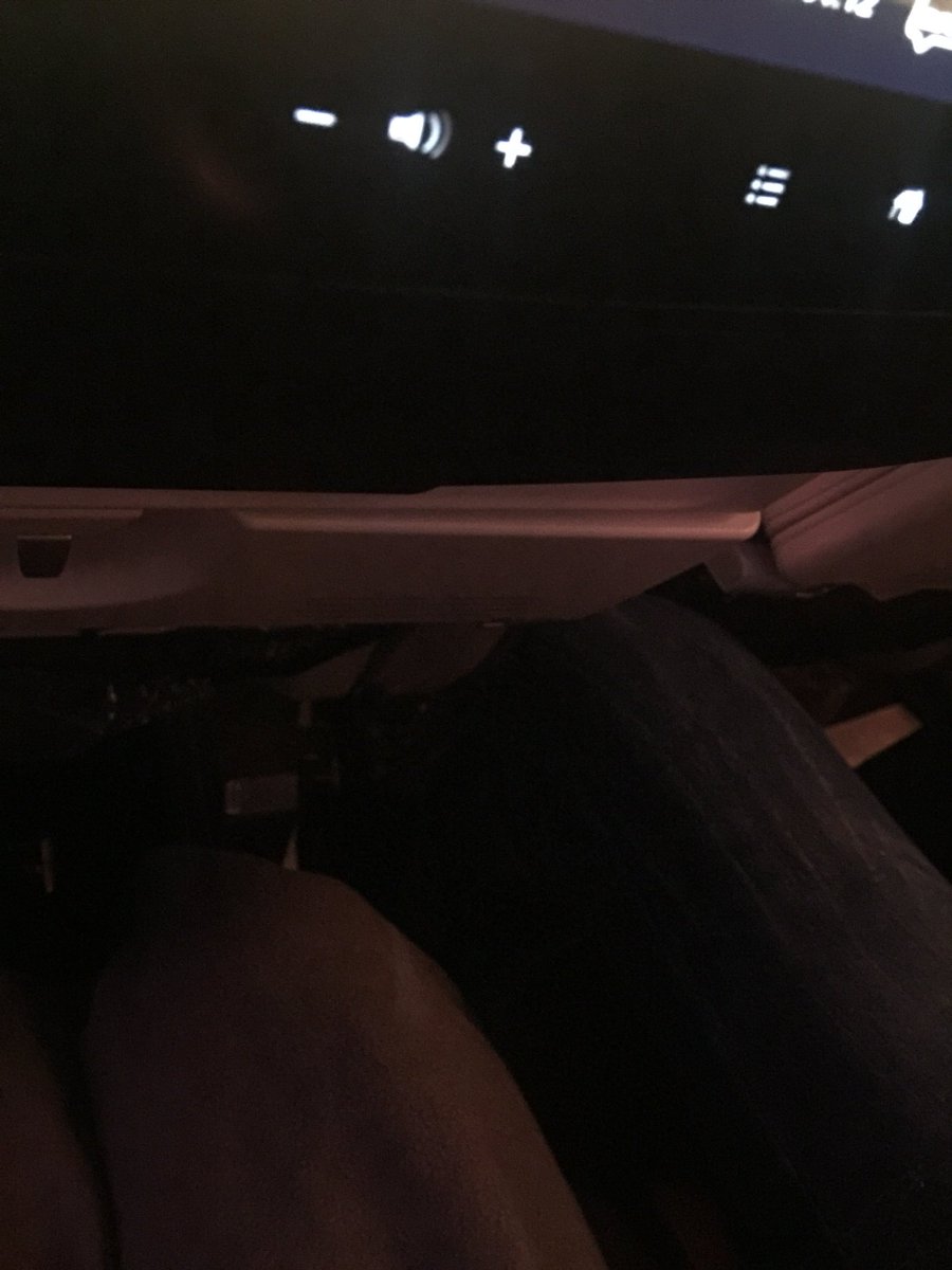 MzHarling's tweet image. Soooo. This person is sitting in the middle seat and has somehow spread himself all over the place. Not sure how big his balls are that he has to put his scrawny leg where mine should be. And this is after claiming the armrest. #traveletiquette #cattleclass