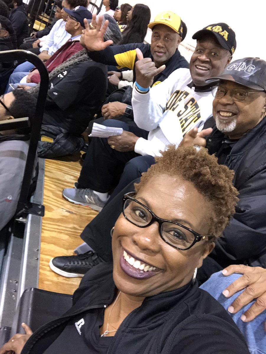 CIAACommish's tweet image. @BSU_Sports_Info @BowieState game and this is the love I get! #CIAAForLife 😘😘😘#happy2b