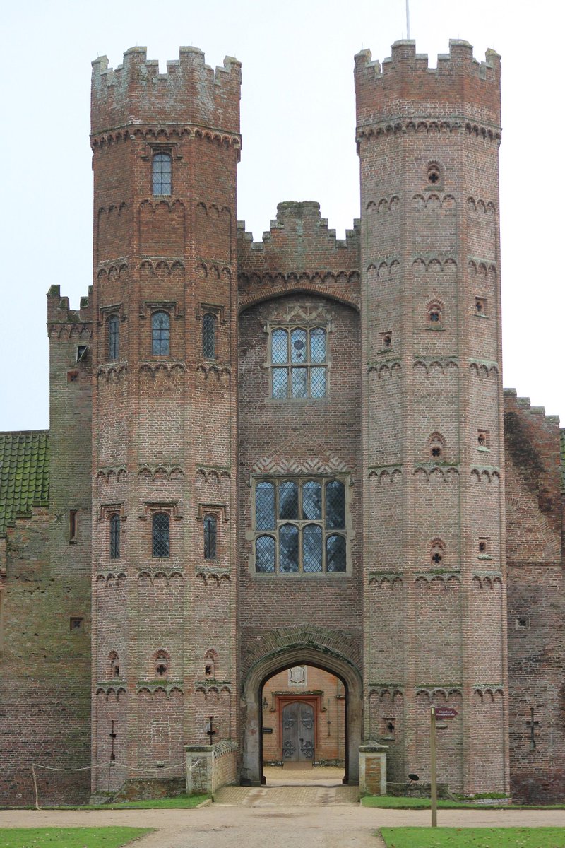 Wattonlib's tweet image. #rumminwhippet This week he visited @OxburghHallNT to see the lovely snowdrops, which are well worth a visit.  #rumminwhippet was disappointed he couldn't eat the flowers but the lovely cake in the cafe made up for it.  For places to visit  in Norfolk ow.ly/AIBX30ikcds