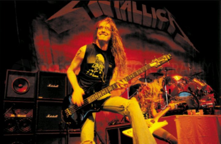 Happy birthday to this legend the late great Cliff Burton \\,,/ 