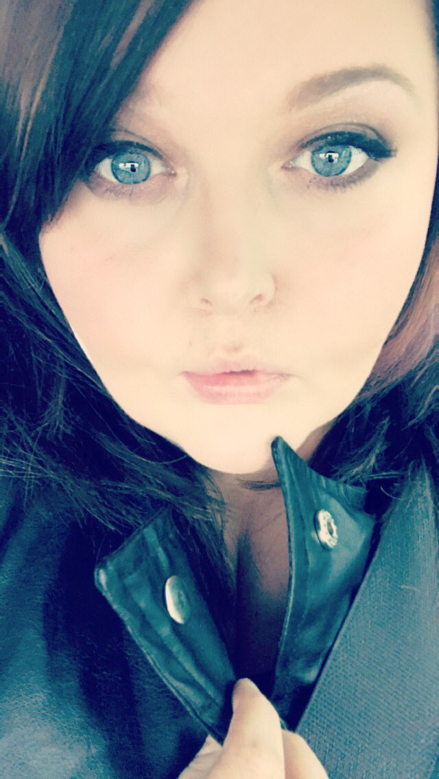 bbmowell's tweet image. 