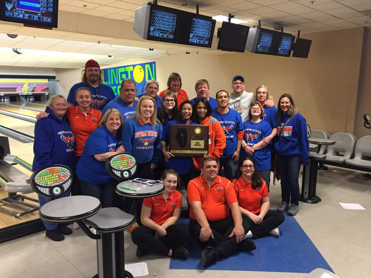 HEHSGBO's tweet photo. Yes. I know. You wont believe it. But. We are... BACK TO BACK SECTIONAL  CHAMPIONS!! 🎳🎉 IT’S STATE WEEK LADIES!! 💪🏼🎳 GO HAWKS!! 🎉🎉 https://t.co/7PwEdR2XUk