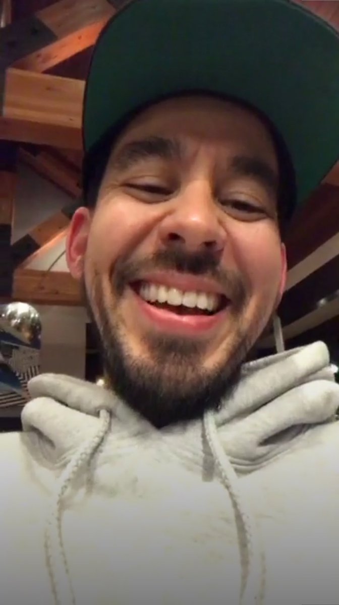 LinkinParkBul's tweet image. Happy Birthday to this beautiful creature we&apos;re blessed to have in our lives! Happy Birthday, Mike!💙 @mikeshinoda @LPLive @LPFanCorner