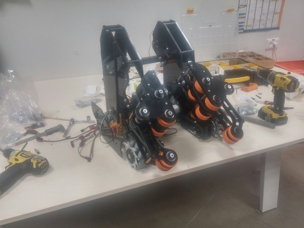 MishMashFTC's tweet photo. Assembly Part 2 🤩 https://t.co/M1PFqK31bb