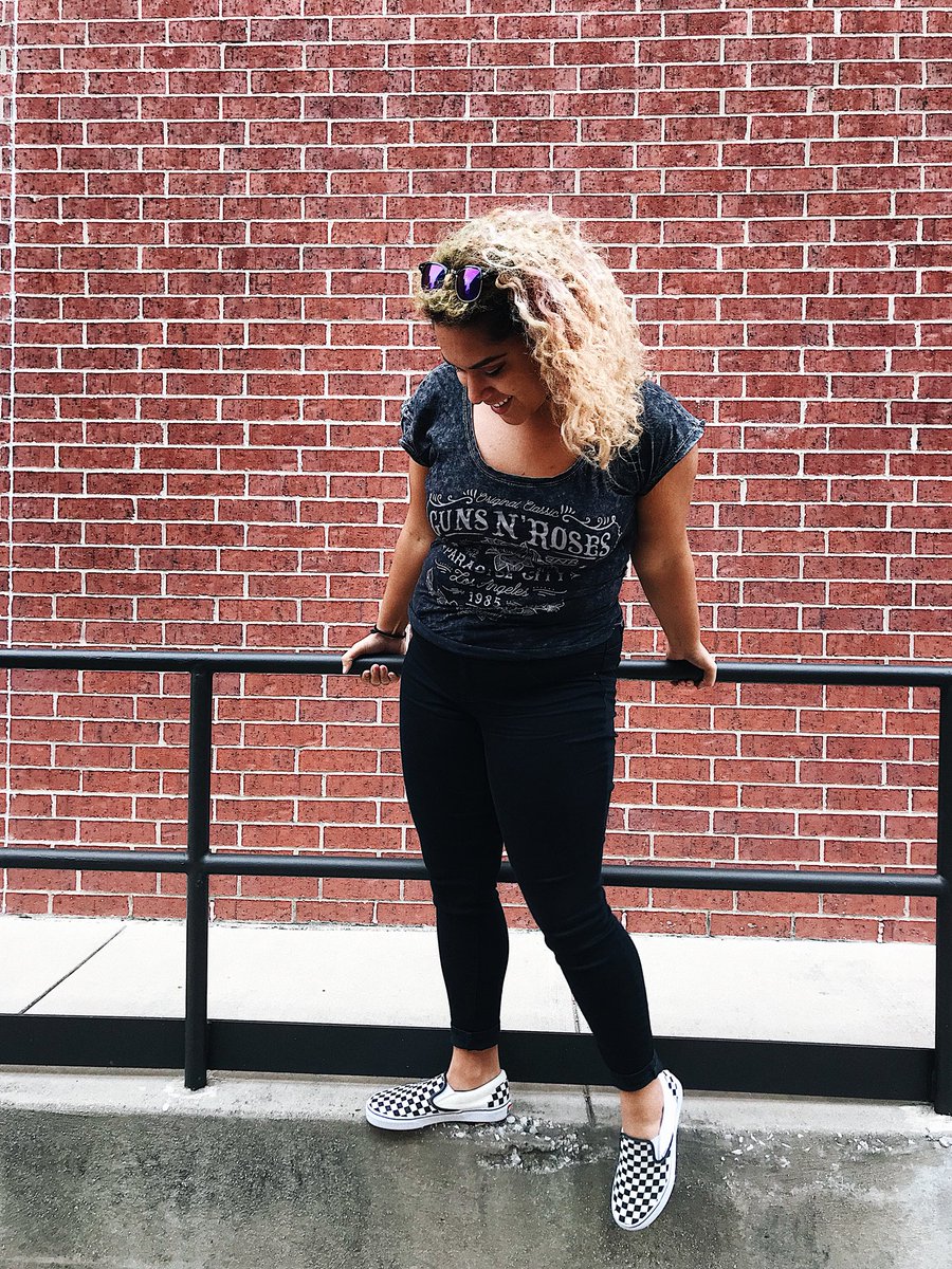 kionna_michelle (@kiiparis) on Twitter photo 