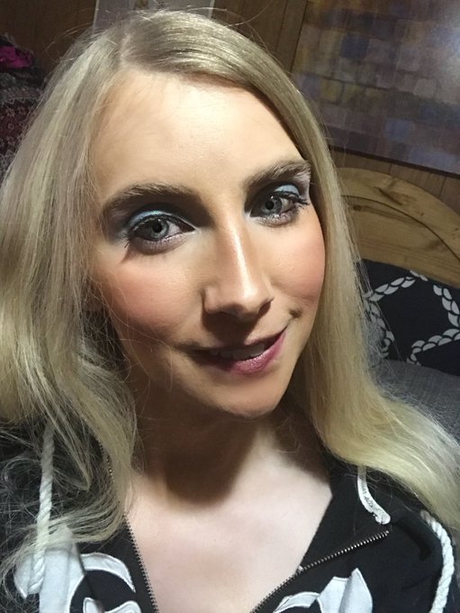 I'll be caming tonight on streamate, 8pm mtn.  Please join me if you like! https://t.co/fFph9wb1EE https://t<a href="/tag/avn"class="tags"><span>#avn</span></a>