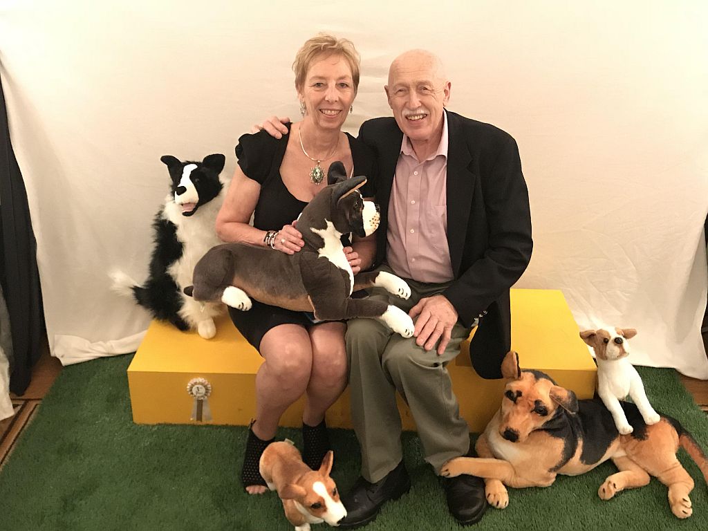 We hope you and your furry family members will join us for a special #BarkFest episode tonight 9/8c on @natgeowild 🐶 #DrPol