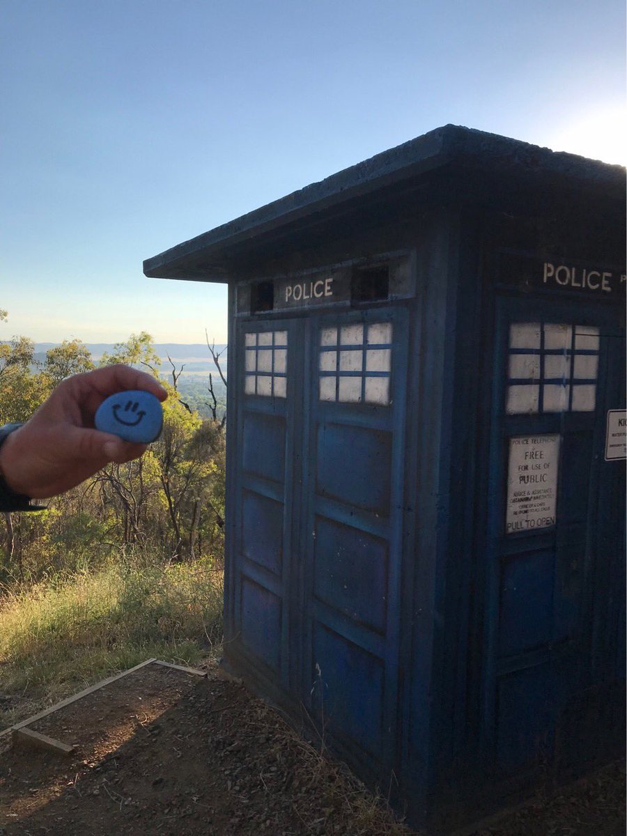 DebLive5's tweet photo. #juneaurocks #share100smiles #ljnrocks #tardisatthetopofredhill #au https://t.co/eG0r8ZUquw
