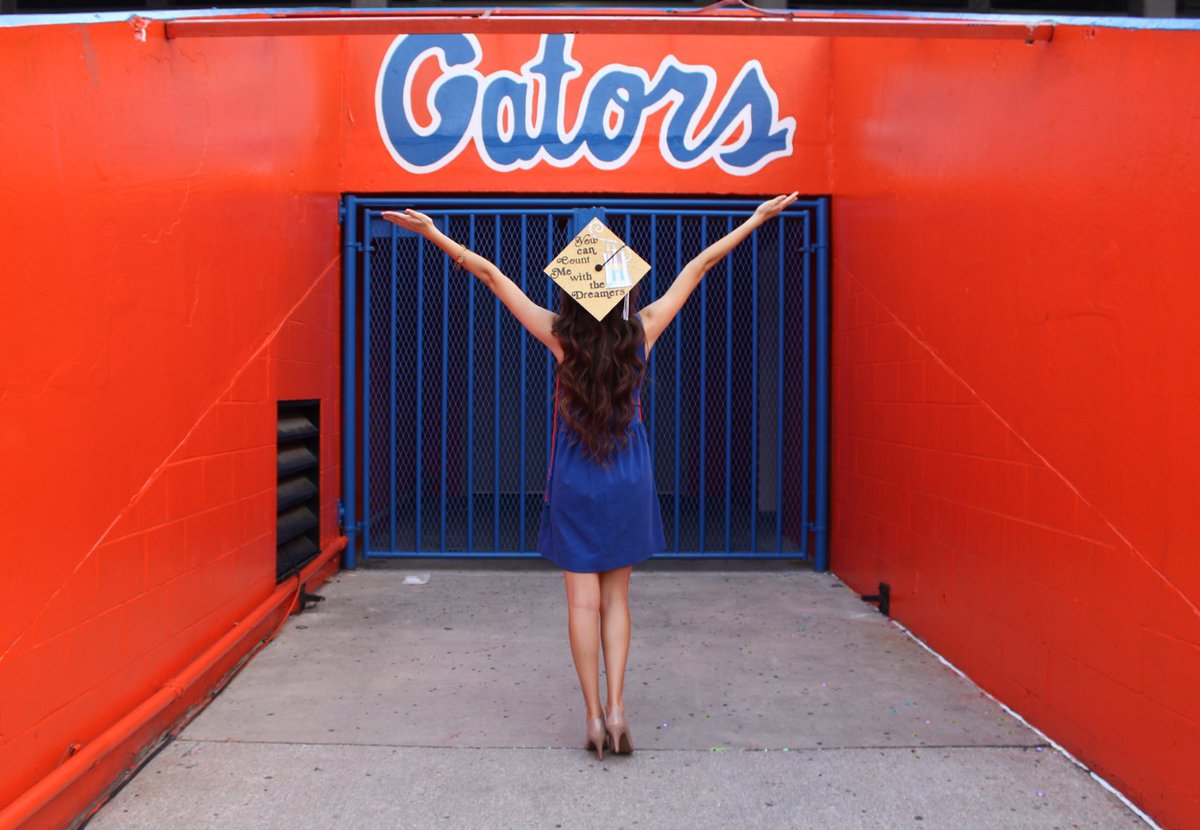 MaggieAmeno's tweet photo. Six years ago I found I was accepted into the best university and thus began one of my favorite journeys 🐊🔶🔷 #UF16 https://t.co/GSa3vHrBcM