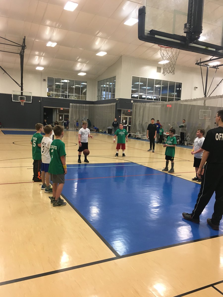 PrattBeavers's tweet photo. Was able to watch one of our three sponsored #PrattRec sports 🏀teams this morning! 3rd/4th Grade Division #PrattProud #Communityisourmiddlename https://t.co/abgtvp5yDx