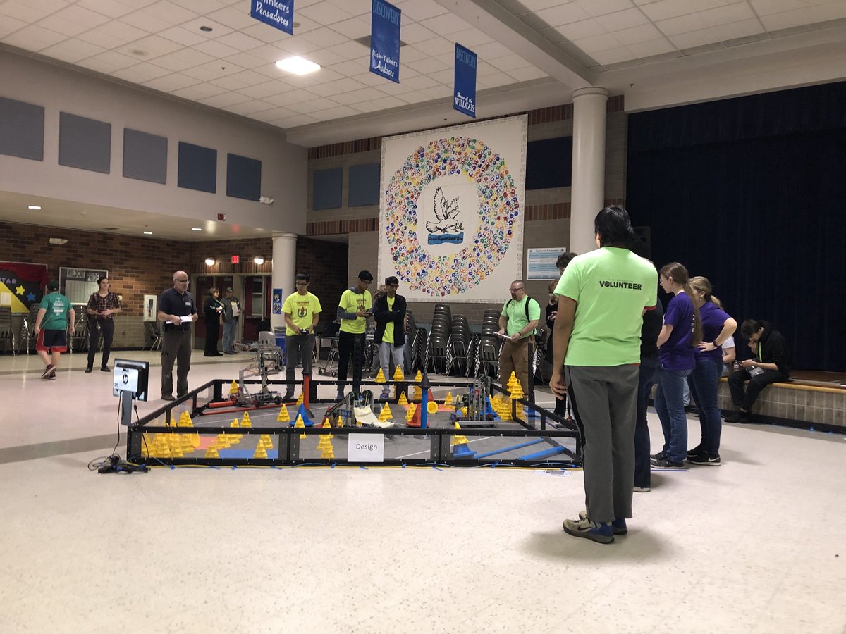 iTechRobotics's tweet photo. Teams 3249Z and 3249A reach the semi-finals! #iTechPrep #VPSAmazing #VEXInTheZone https://t.co/NB4HQOYpFJ