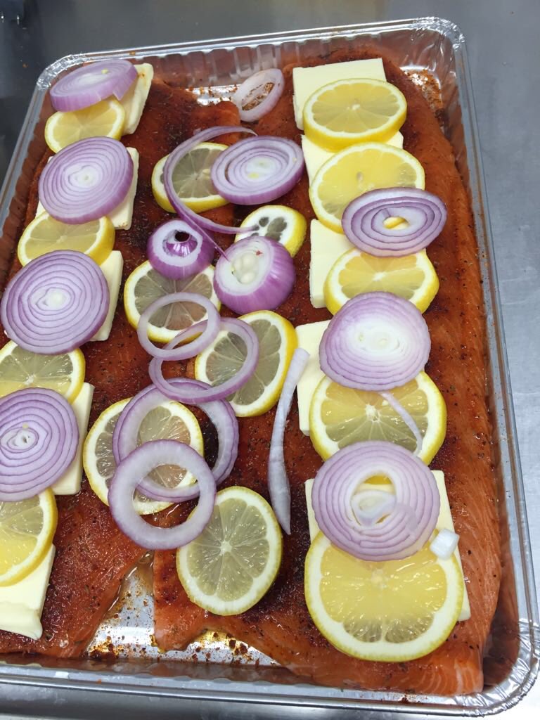 merusach's tweet photo. When you are not working what do you do? volunteer at the church!!! cooking for #MardiGras #sacredheart #knightofcolumbus https://t.co/XZMN2mFHYW