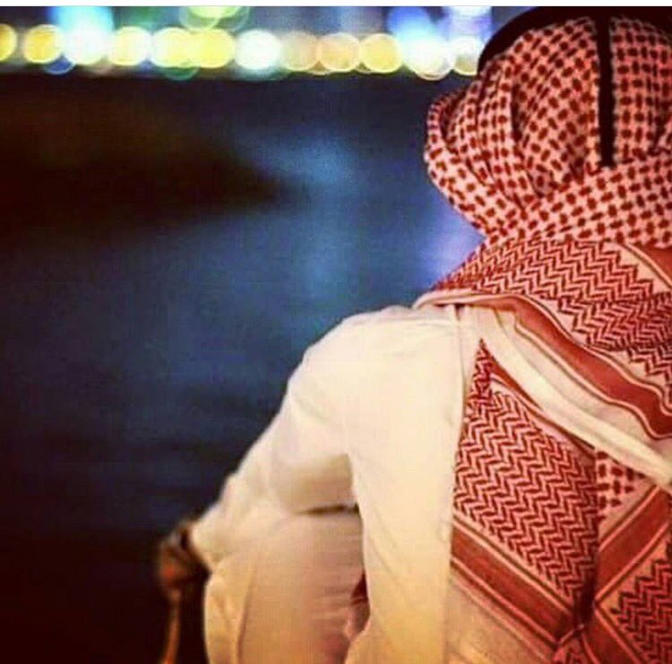 صـعـبه
أقول مشتاق وتجي منك "صـدود"
صـعـبه
أسكت وتحسب إني "نـسـيتكـ"