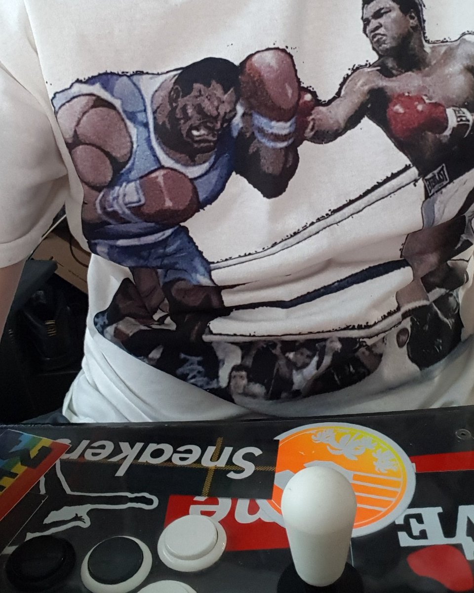 notactuallyjay's tweet image. 