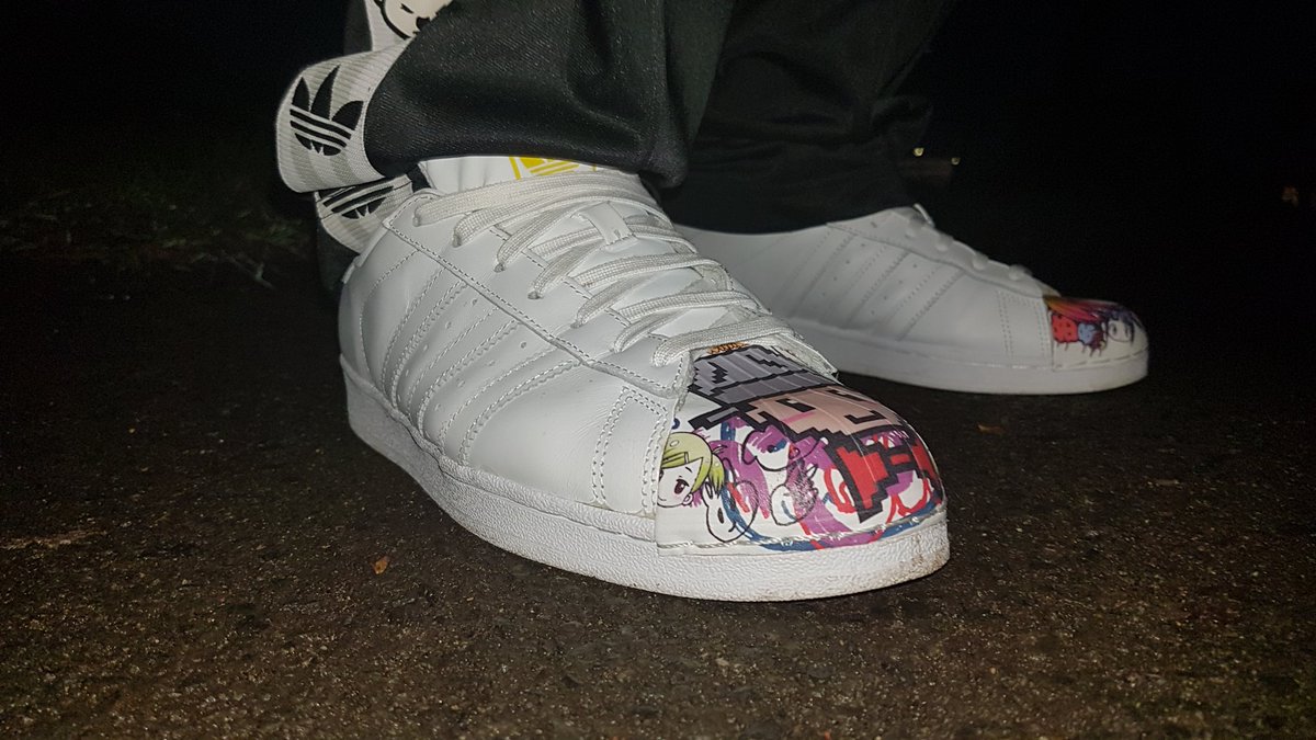 notactuallyjay's tweet image. 