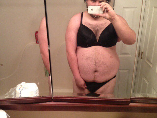 AsiaLewLew's tweet photo. Wanna see this fat ass in person feel free 😘💕
40 Promenade st Gorham apartment 8...

#findom #femdom #paypig #humiliation #racialhumiliation #blackmail
@RTFindomPromo @find0m @RTPiggyy @slavetodoms @RTPIG999 @RTP1G @rtdumb @RTAlex_1 @CMP_4U @RT_Pup @RTPork https://t.co/Yq6ZlTc8pr