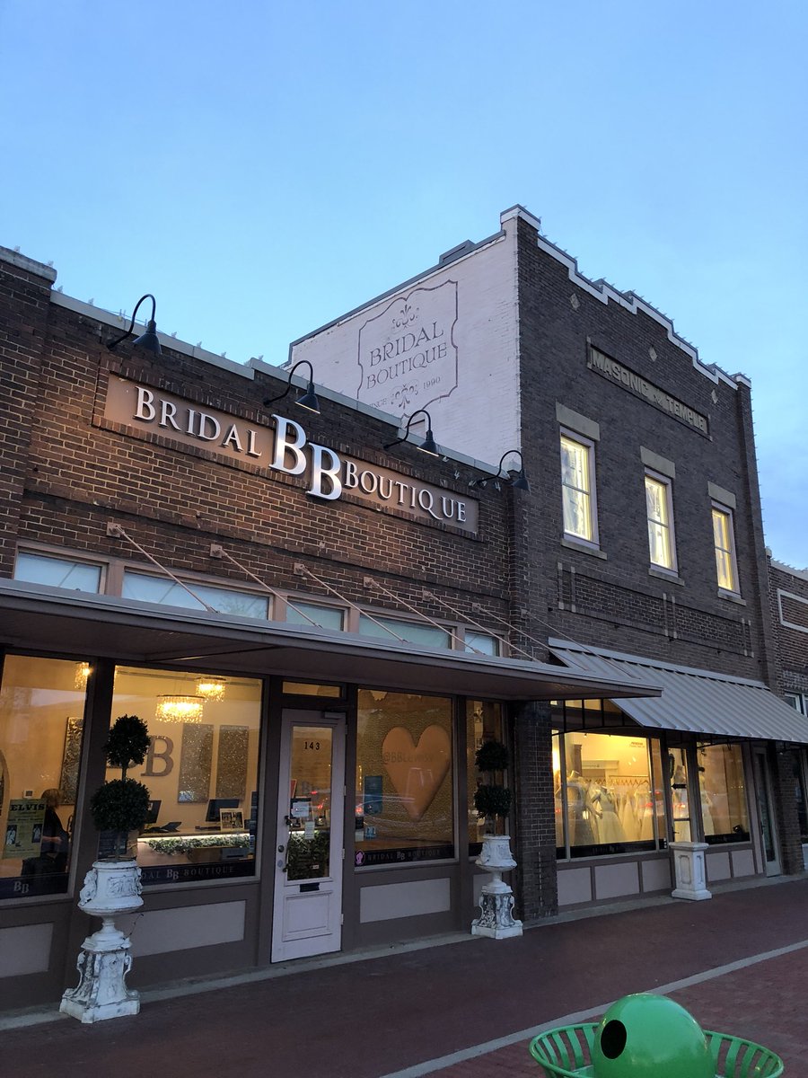 Great experience at our amazing <a href="/bertabridal/">BERTA</a> Texas trunk show with @BBLewisville