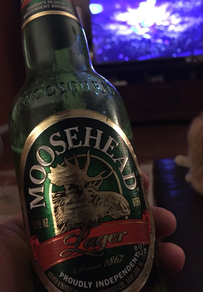 JumpStre3t's tweet photo. Beer, blockchain, bitches, and UFC 221.
#LifeIdGood https://t.co/FCWTA8LhHr