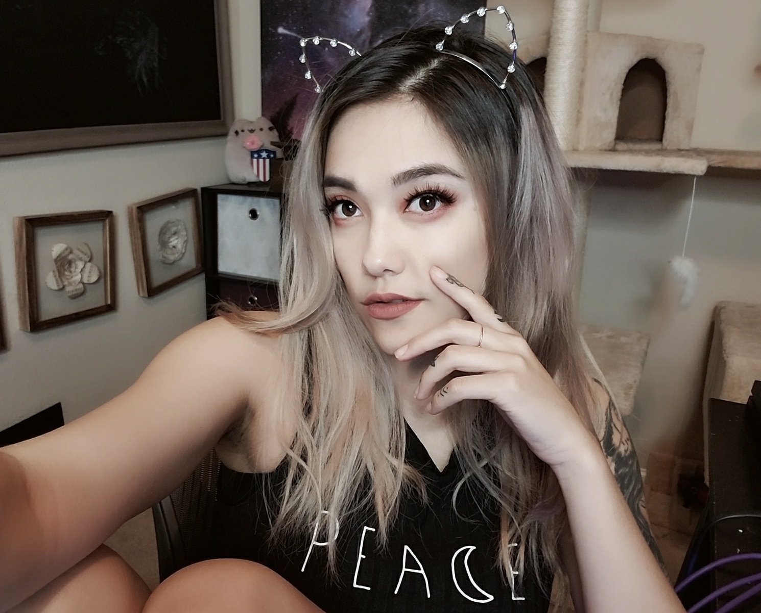 AvaGG 💀 on X: What about this picture upsets you? 😈😈 Day 5000 of  fortnite. t.coUzpVZPh0YE t.coOxwT4LElWW  X
