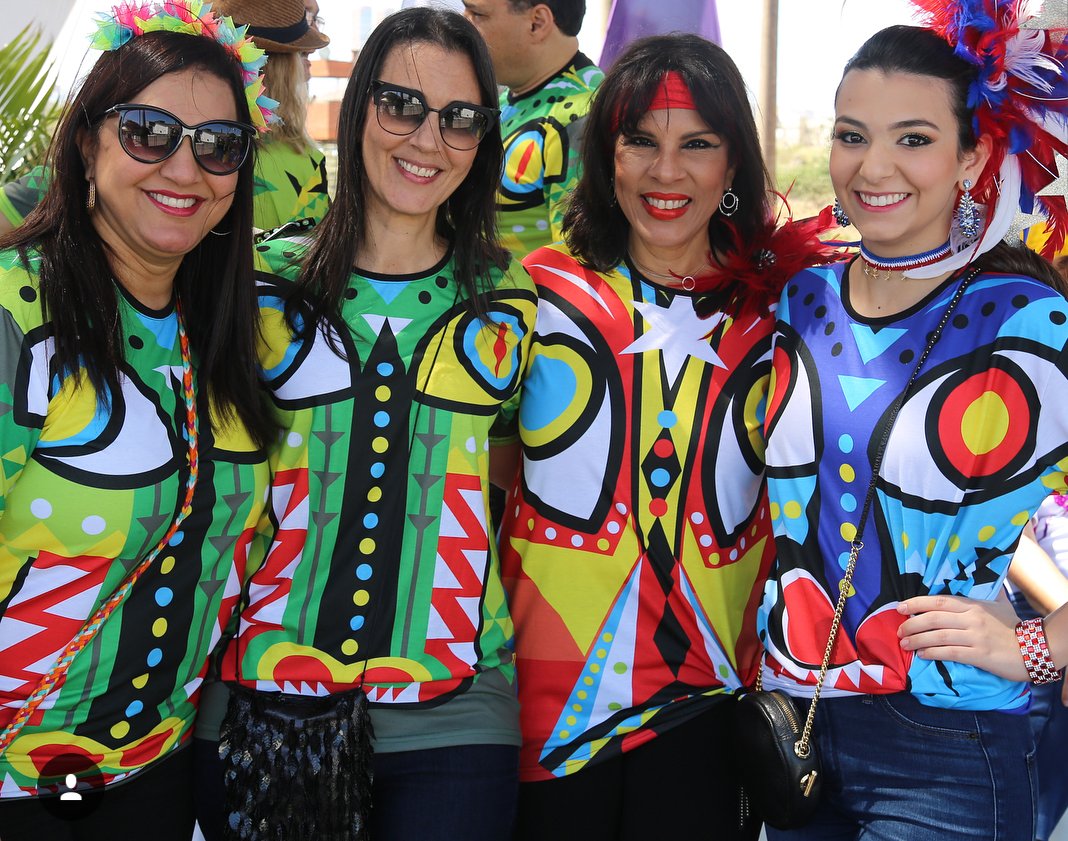 Disfrutamos en familia la mejor de las fiestas: nuestro Carnaval. ¡Qué viva la tradición y que la paz reine en las carnestolendas! #BatallaDeFlores2018